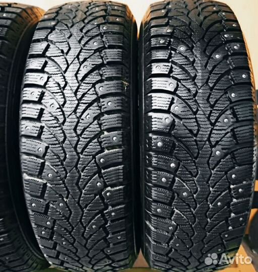 Pirelli Formula Ice 225/65 R17 102T