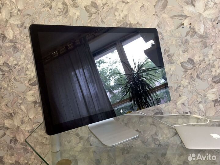 Монитор Apple LED Cinema 27 дюймов (A14)
