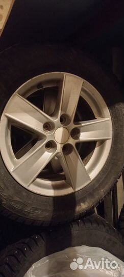 Продаю клмплект зимних колёс