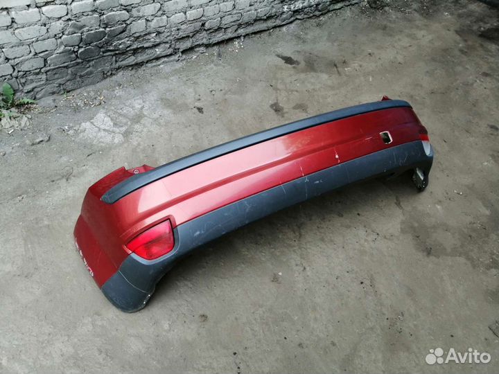 Бампер задний цвет Tango Форд Фокус 2 хэтч