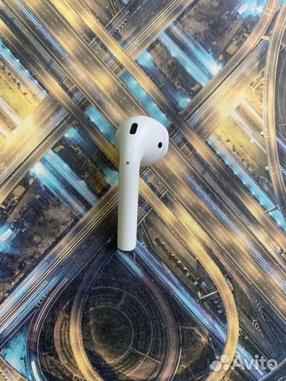 AirPods 1 правый наушник оригинал