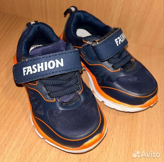 Кроссовки для мальчика/девочки