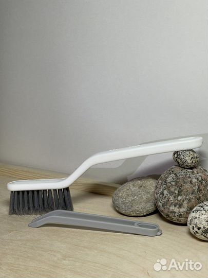 Щетка для уборки с щипцами