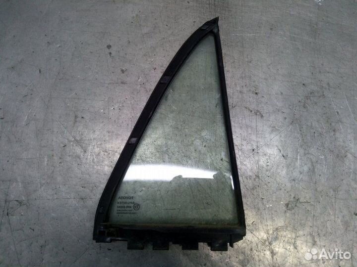 Стекло двери заднее левое Toyota Corolla E12 1.4