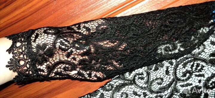 Платье нарядное 44 размер