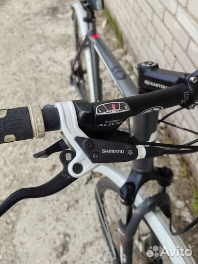 Велосипед,cube