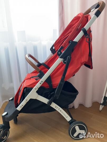 Прогулочная коляска yoya