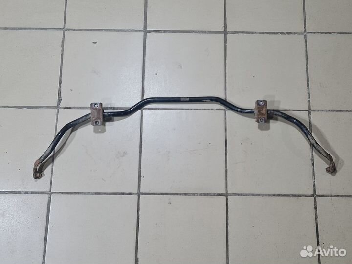 Поперечный передний стабилизатор Opel Corsa d