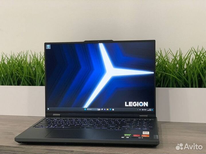 Lenovo Legion 5 pro R9 7945hx/32/1/4060 новый