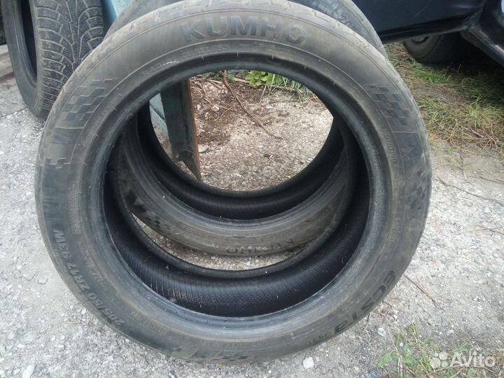 Kumho Ecsta 711 205/50 R17