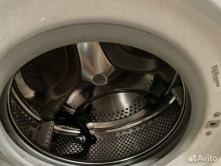 Стиральная машина б/у Indesit wiun 82