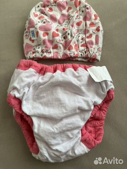 Трусики и шапчока для плавания 