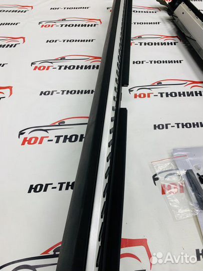 Комплект порогов на BMW X1 F48 2015-2020 Bmw X1