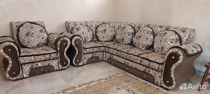 Мягкий уголок бу в хорошом состаяние