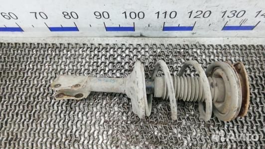 Стойка передняя правая suzuki liana 1 (LSE15N501)