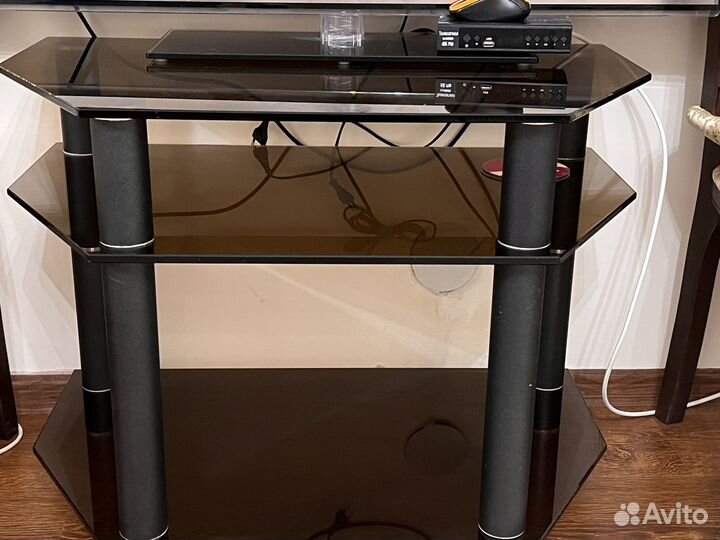 Тумба под телевизор