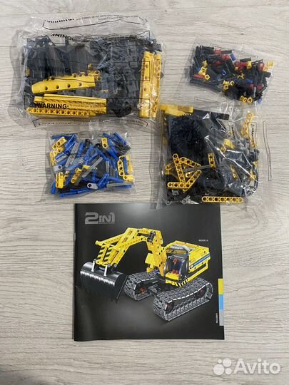 Конструктор аналог Lego 2 в 1 робот и экскаватор