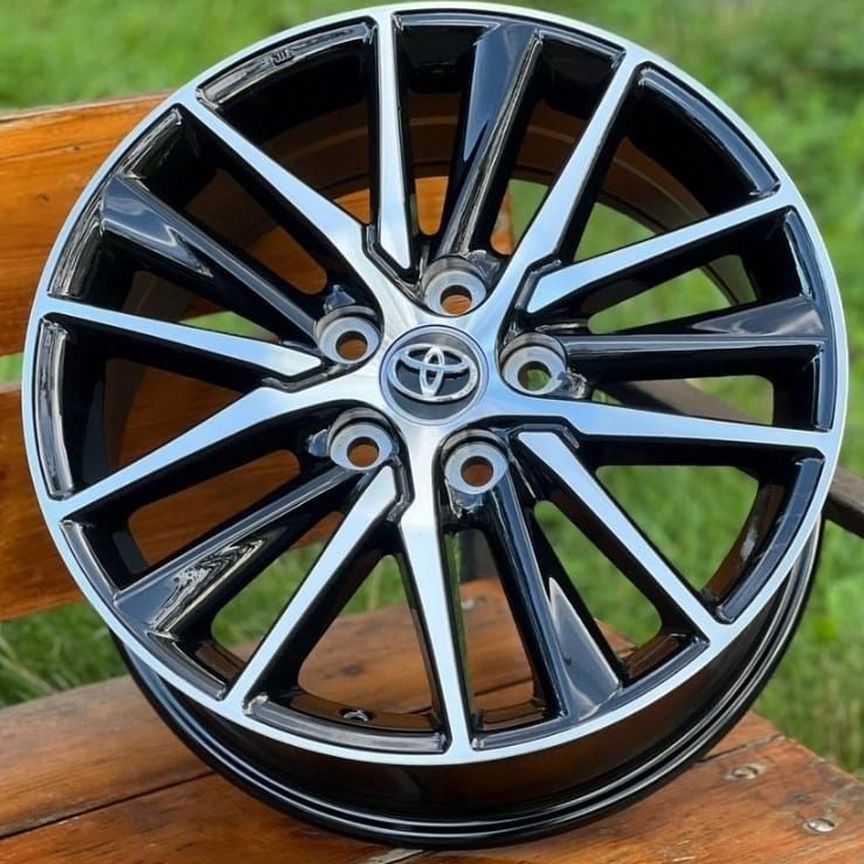 Литые диски Toyota 8×R18 5×114.3