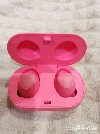 Наушники Samsung gear iconx 2018