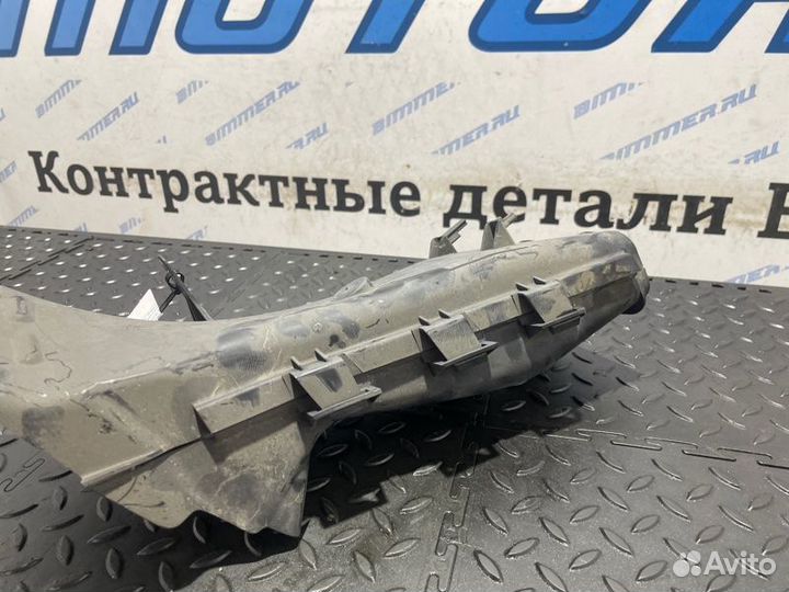 Воздуховод левый Bmw 3 E92 N52B30A 2008