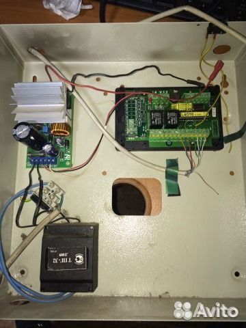 Блок бесперебойного питания