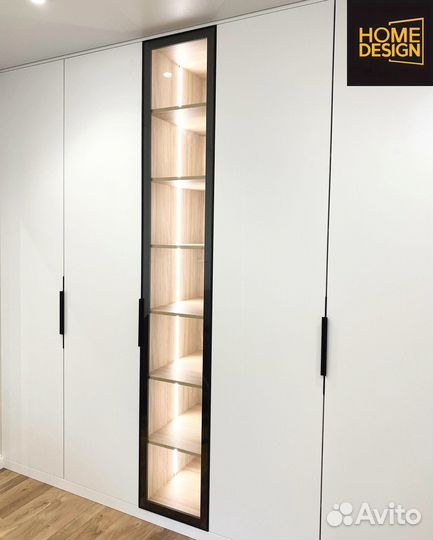 Современный распашной шкаф