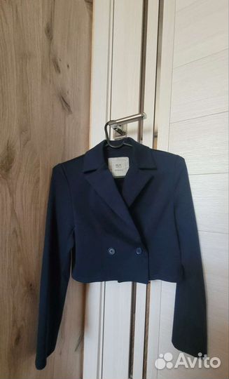 Жакет для девочки 152 размера