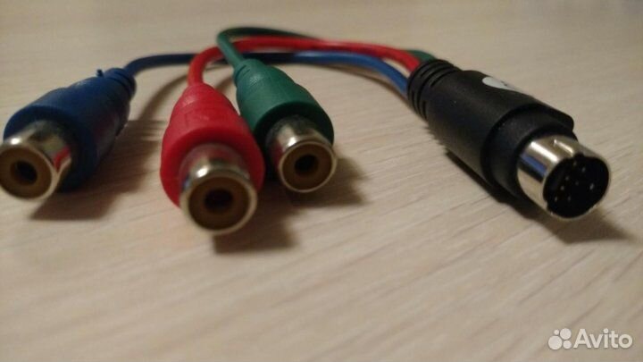 Переходник 3RCA(G) (RGB) -svhs7pin