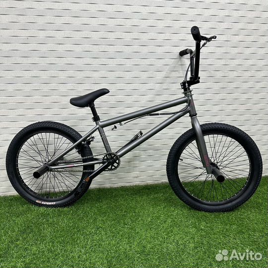 Трюковой велосипед bmx