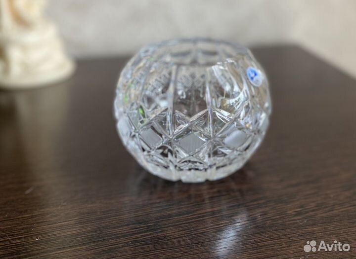 Ваза хрустальная