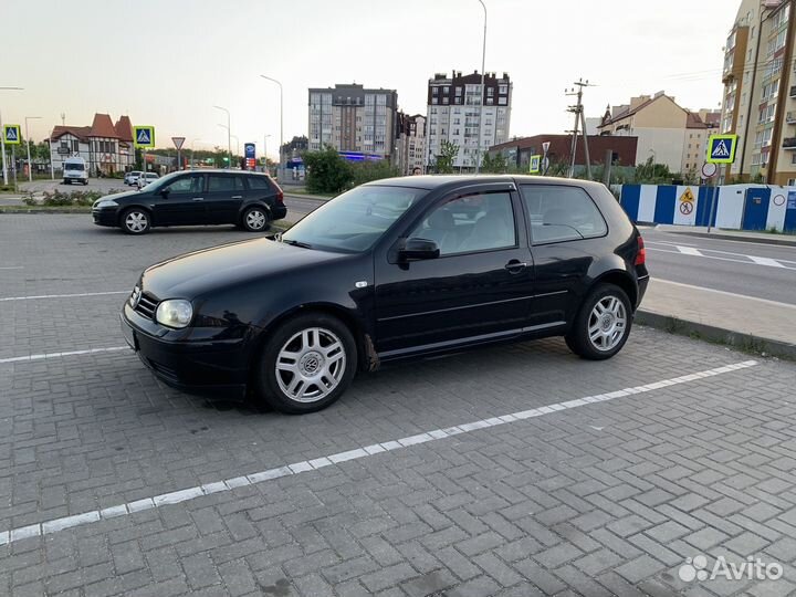 Volkswagen Golf 1.4 МТ, 2000, 384 711 км