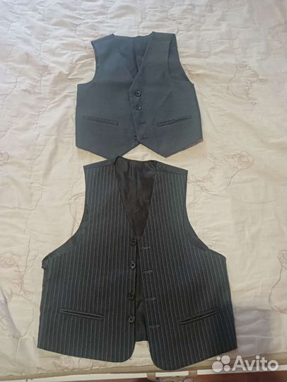 Жилетка для мальчика школьная