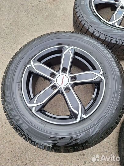 Зимние колеса Bridgestone 205/65 R15