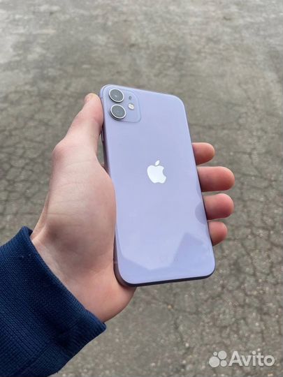 iPhone 11, 64 ГБ