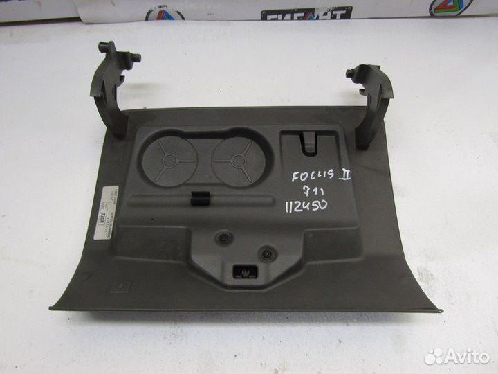 Крышка (дверца) бардачка Focus II 2008-2011