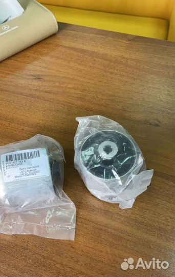 Сайлентблок VAG 4M0407183B