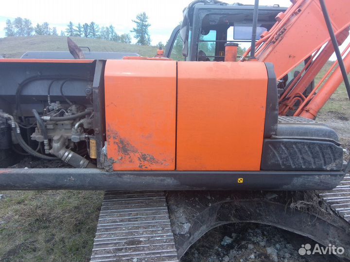 Гусеничный экскаватор Hitachi ZX200-5G, 2019