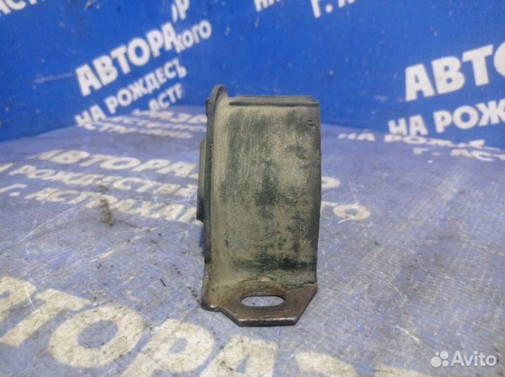 Подушка двигателя Daewoo Nexia седан F16D3 2008