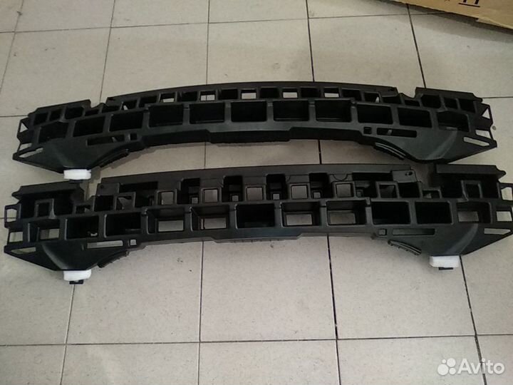 Каркас Бампера Hyundai Solaris до рест