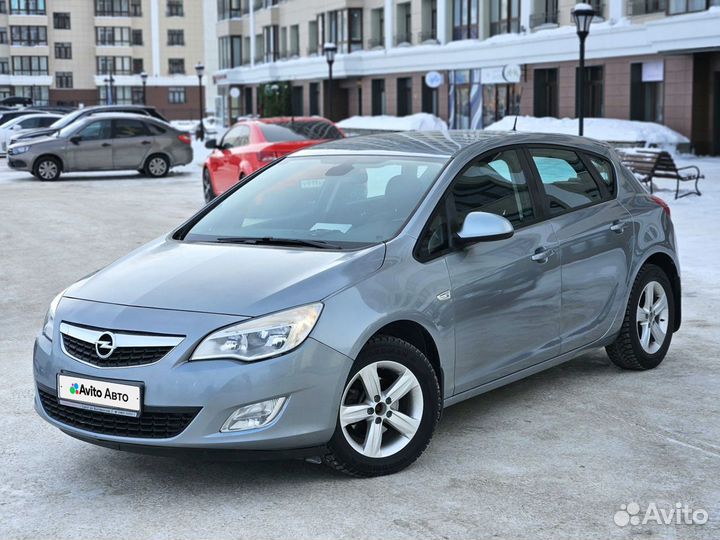 Opel Astra 1.6 МТ, 2011, 129 000 км