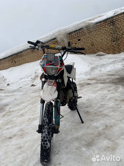 Regulmoto seven medalist 150e