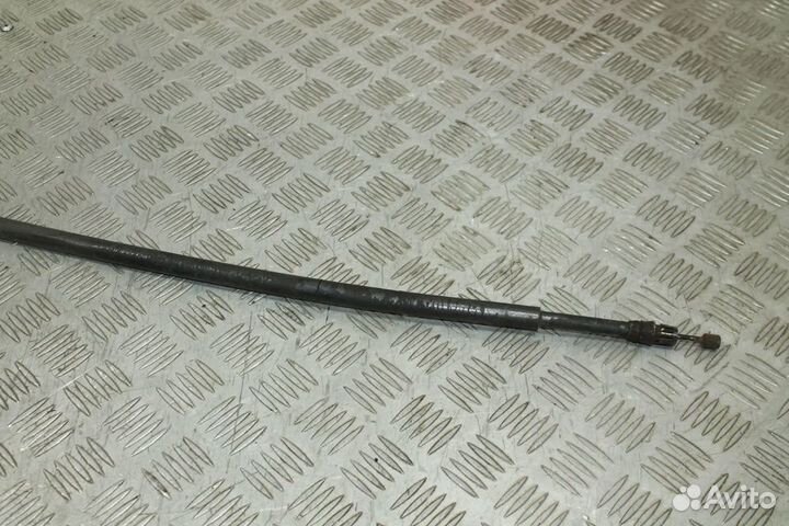 Трос ручника левый Chevrolet Tahoe 2 GMT800 99-07