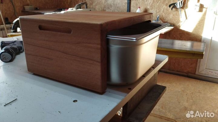 Разделочная доска с большой гастроёмкостью