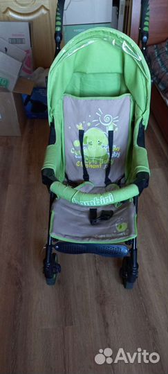 Прогулочная коляска