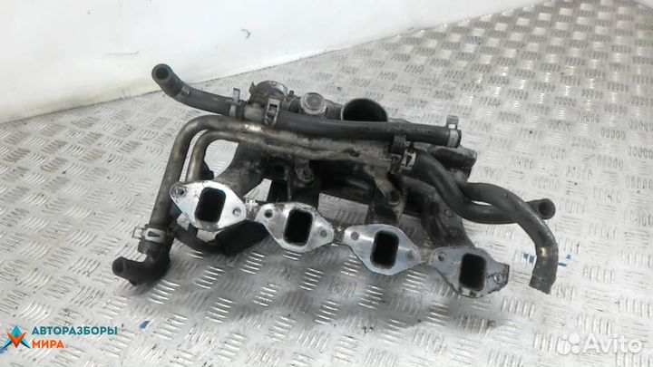 Коллектор впускной Isuzu trooper 1 LS 1994