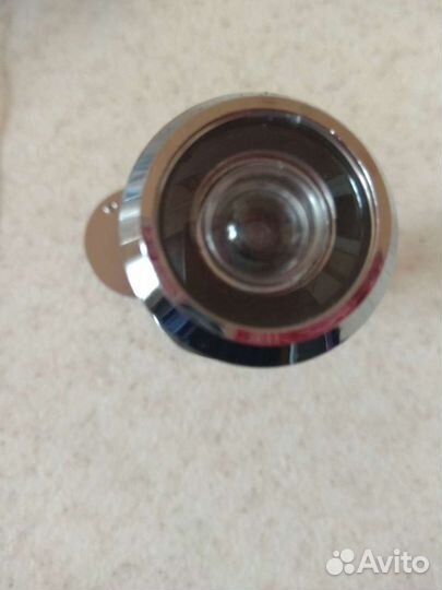 Дверной глазок металлический