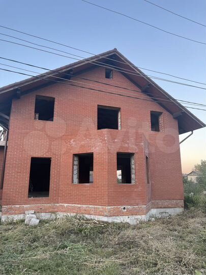 Дом 190 м² на участке 11 сот.