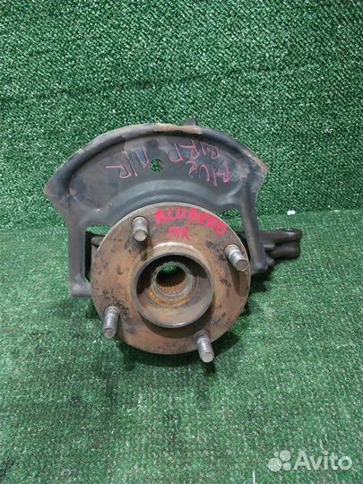 Кулак поворотный передний правый Nissan Bluebird