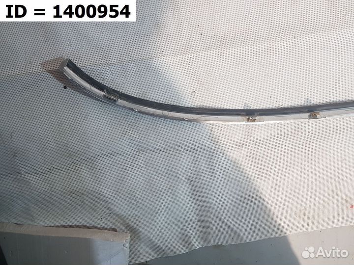 Накладка двери багажника Kia Carnival