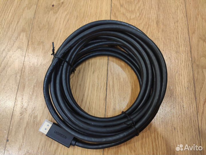 Кабель Ugreen - DisplayPort: 5м